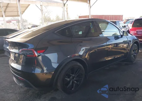 2024 Tesla Model Y Long Range Dual Motor All-Wheel Drive/Rwd из США, поврежденный, VIN 7SAYGDED1RF209346